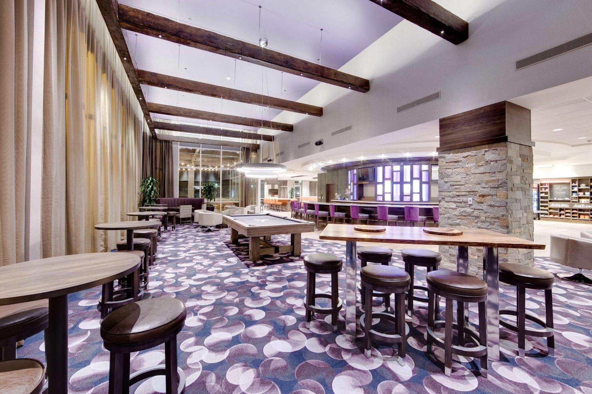 Hampton Inn & Suites Fort Worth Downtown Exterior photo